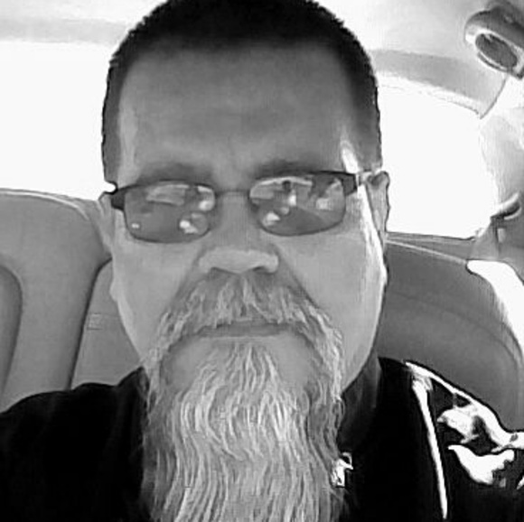 Meet your Posher, Brian - Picture 2 of 4